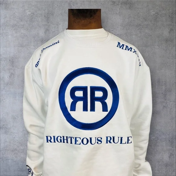 White and Blue Cotton Fleece 2pc Set.ALL REASONABLE OFFERS ACCEPTED!